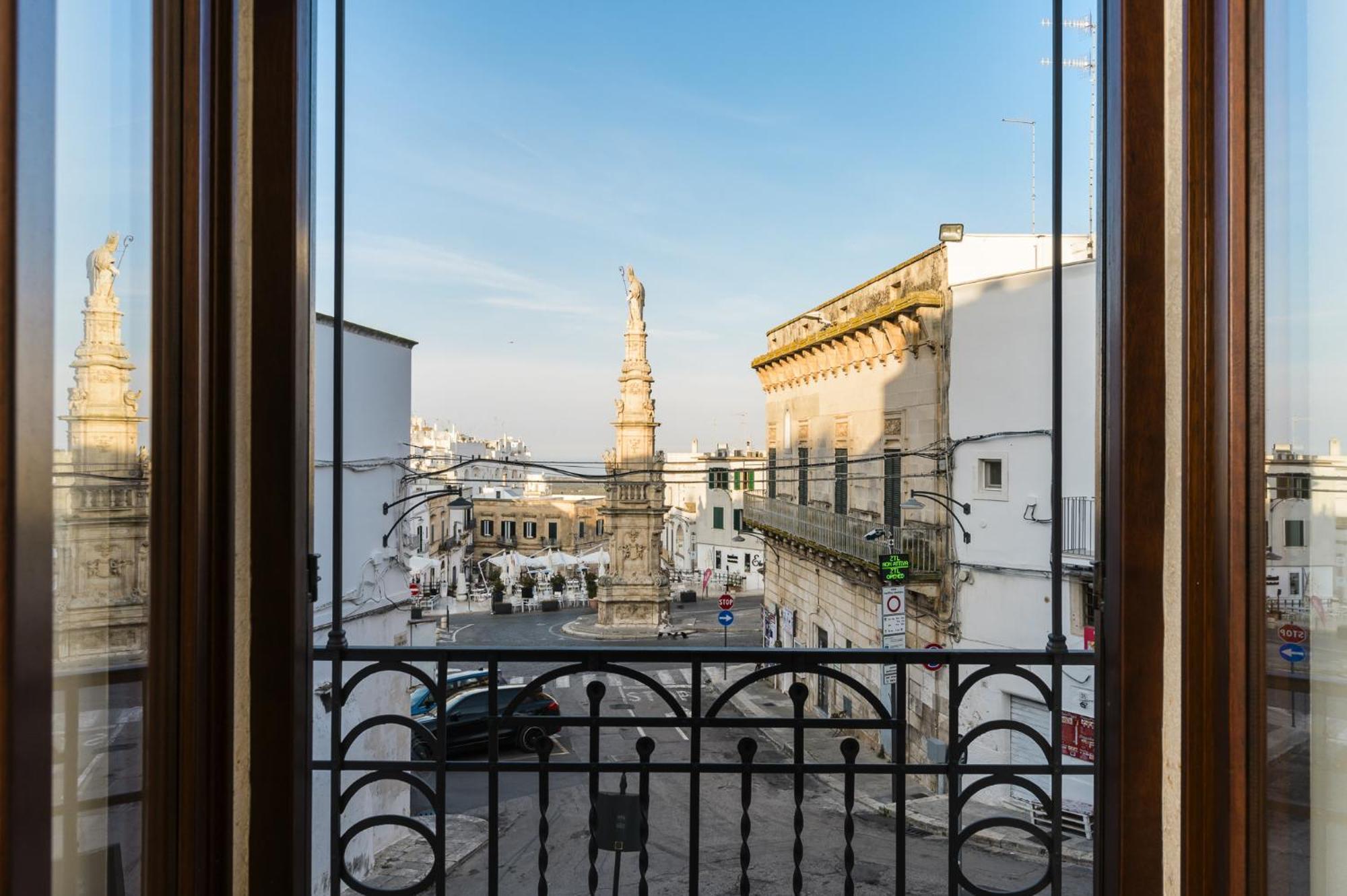 Sant'Oronzo View Apartment By Wonderful Italy Остуни Екстериор снимка