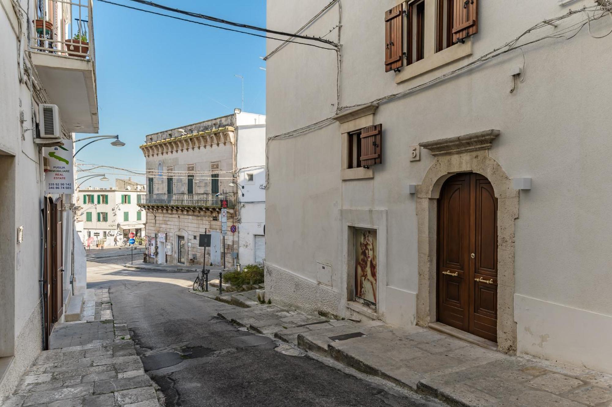 Sant'Oronzo View Apartment By Wonderful Italy Остуни Екстериор снимка
